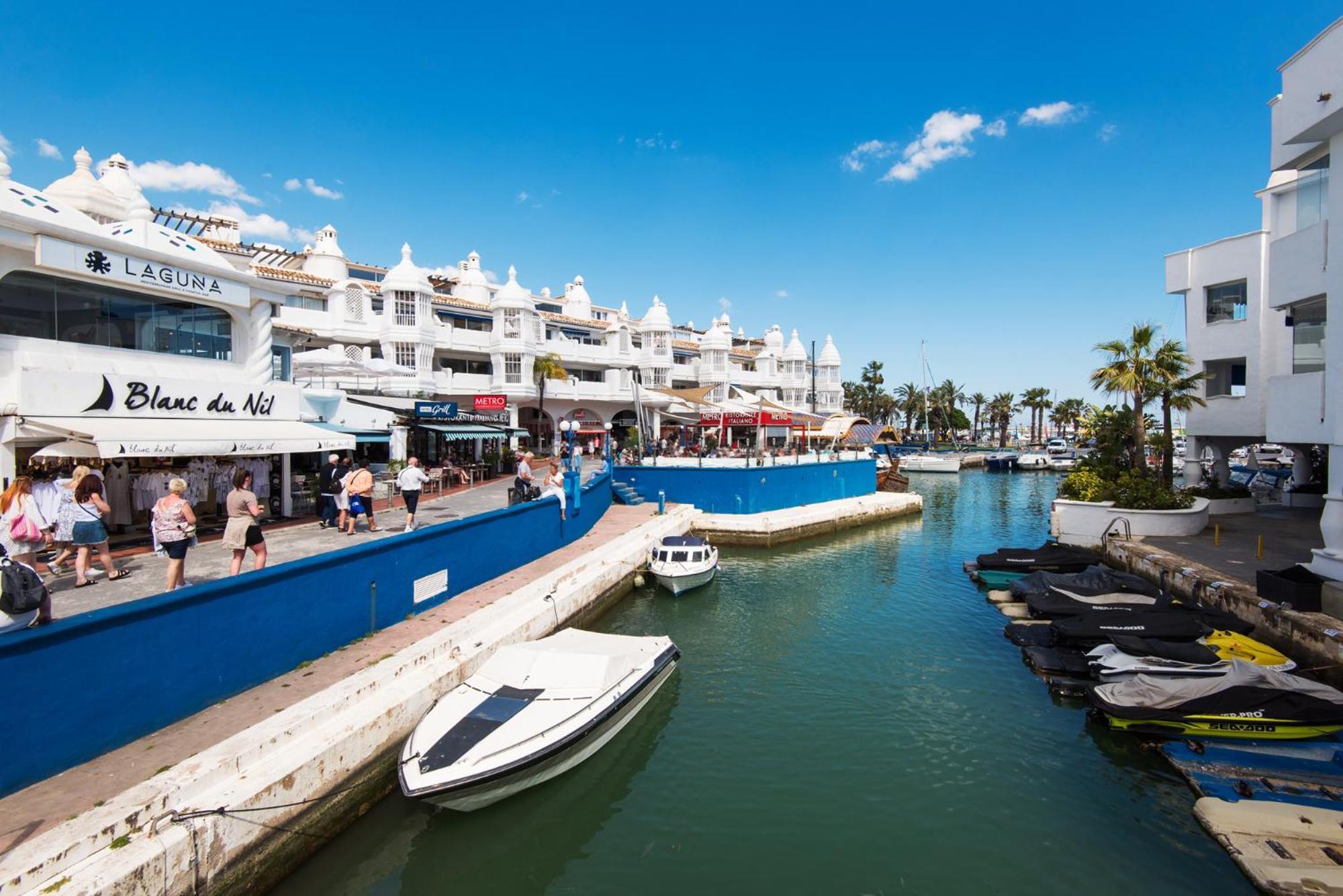 Apartmento En La Pequena Venecia, Puerto Marina Benalmádena Buitenkant foto